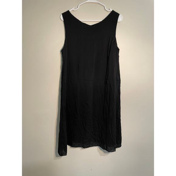 Sundance Black and‎ White Floral Embroidered Knee Length Sleevless Dress Size 10 - Picture 6 of 10